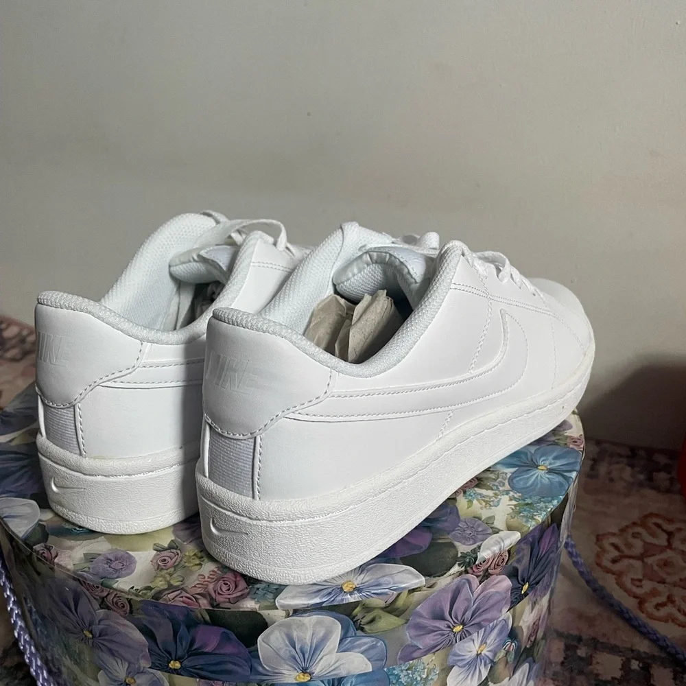 Women’s Nike Court Royale 2 - Picture 4 of 4